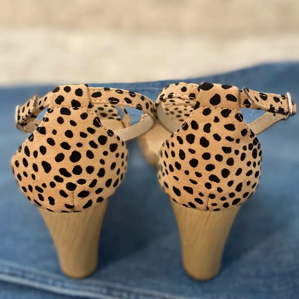 Coconuts by Matisse Tan Leopard Print Ankle Strap Wedge Size 8